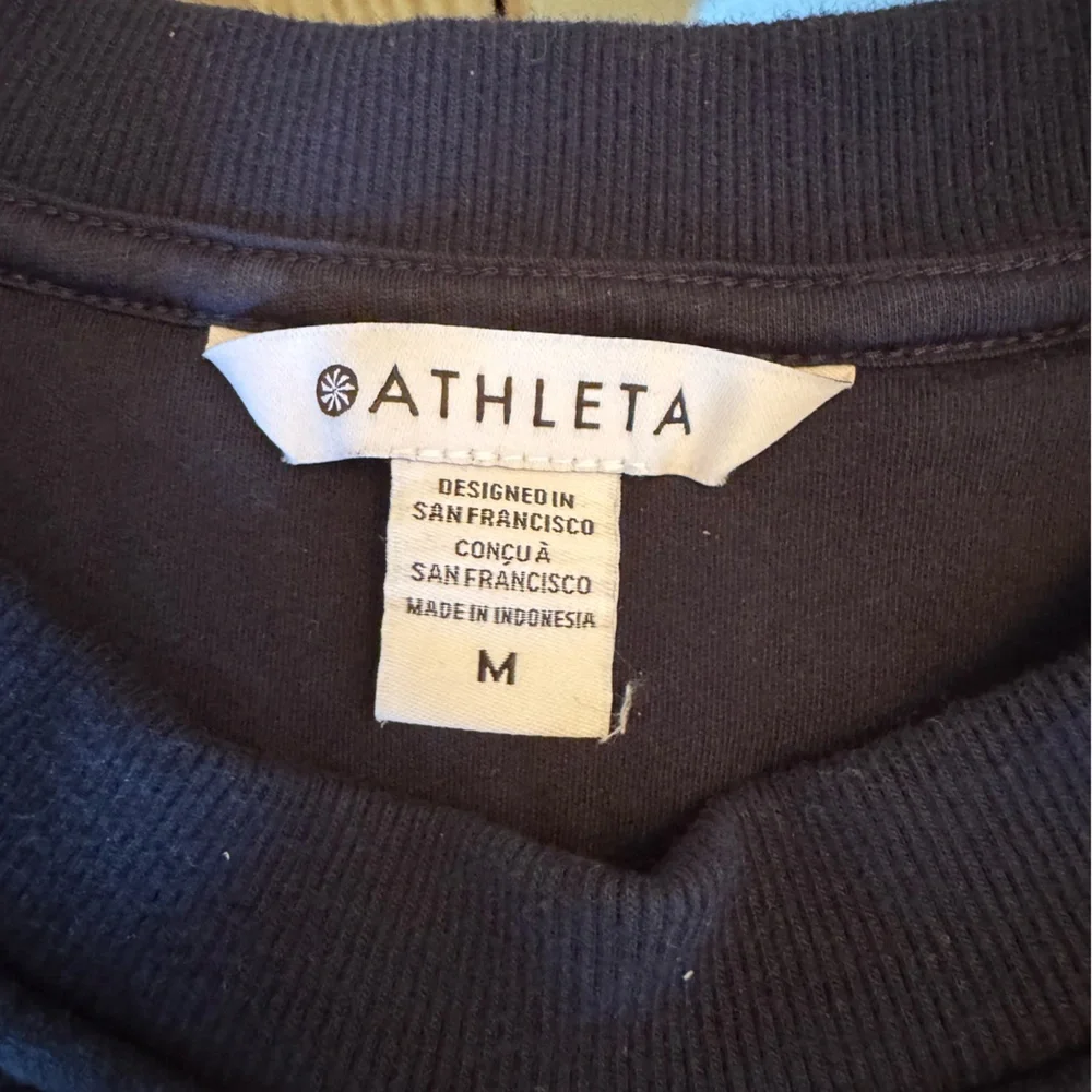 Athleta Navy Quilted Sweatshirt - Picture 3 of 8